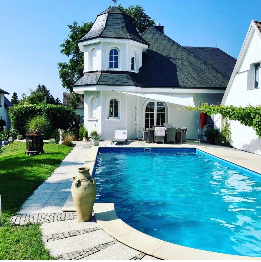 B Our Guest At New Flat Nearby Dresden !!!Pool!!! Apartamento Frauendorf  Exterior foto