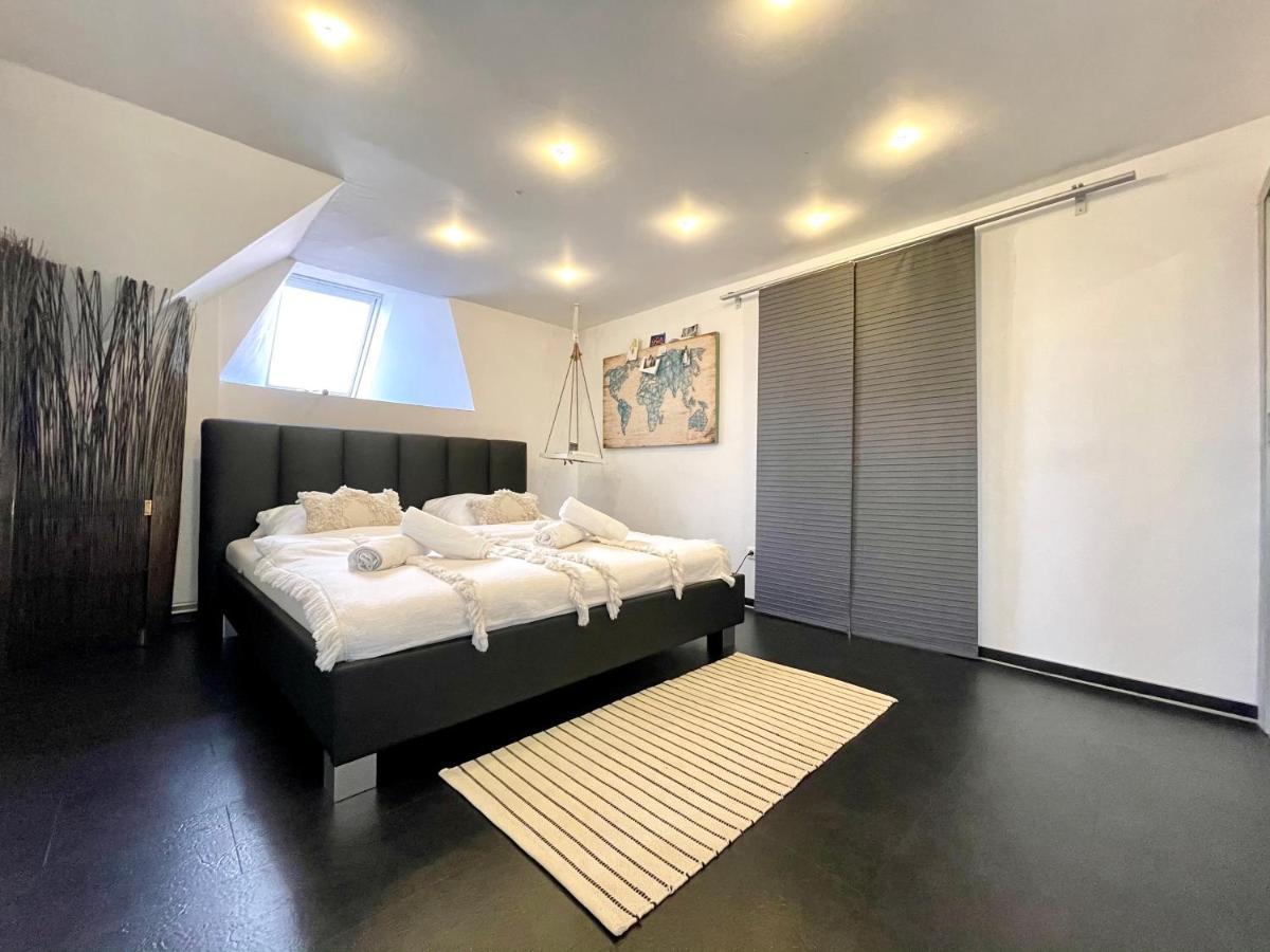 B Our Guest At New Flat Nearby Dresden !!!Pool!!! Apartamento Frauendorf  Exterior foto