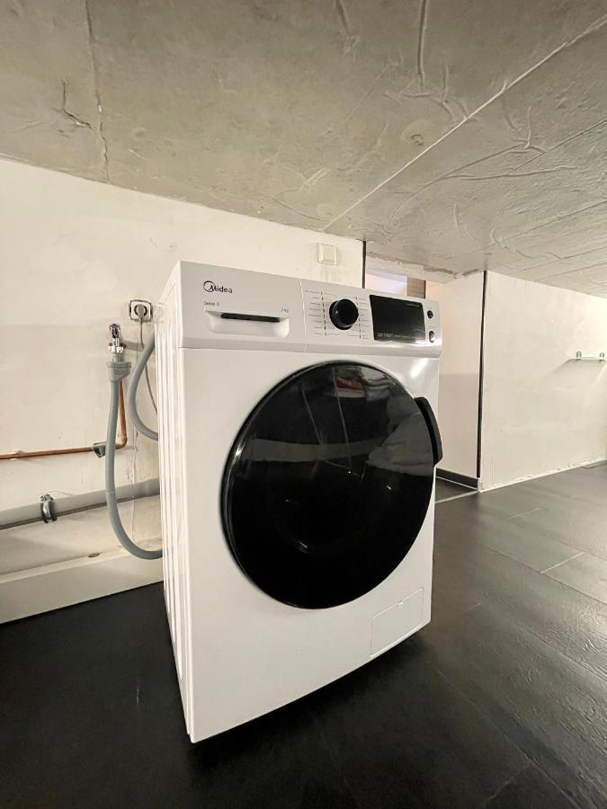 B Our Guest At New Flat Nearby Dresden !!!Pool!!! Apartamento Frauendorf  Exterior foto
