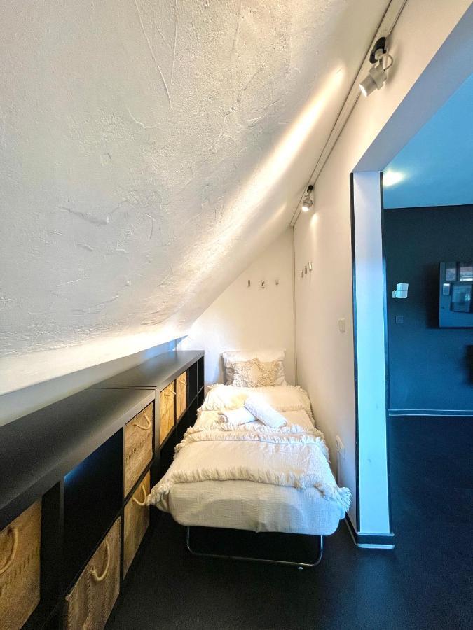 B Our Guest At New Flat Nearby Dresden !!!Pool!!! Apartamento Frauendorf  Exterior foto